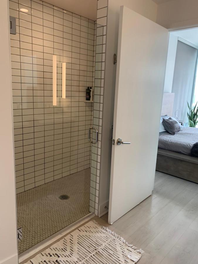 Top Floor 3 Bed 3 Bath Penthouse Living In Luxury لوس أنجلوس المظهر الخارجي الصورة